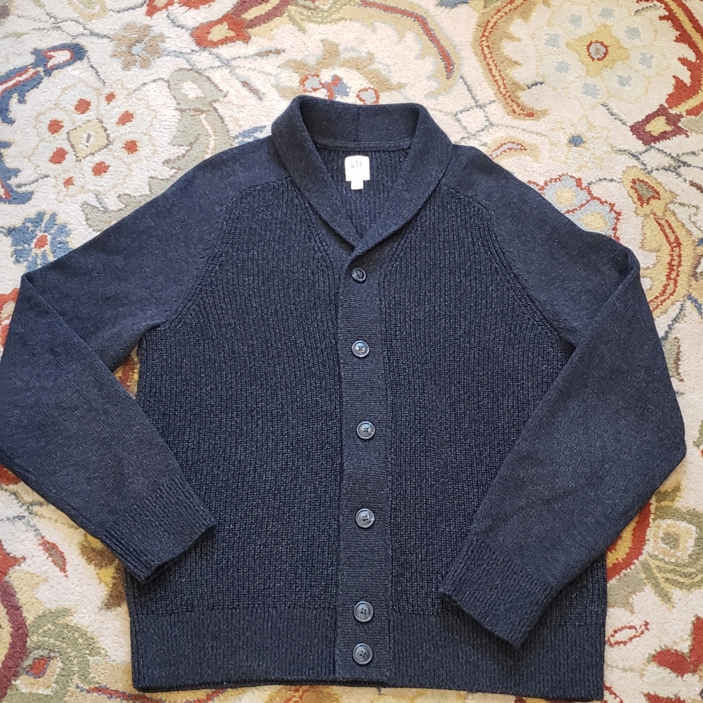 NWOT GAP botton down shawl collar sweater men